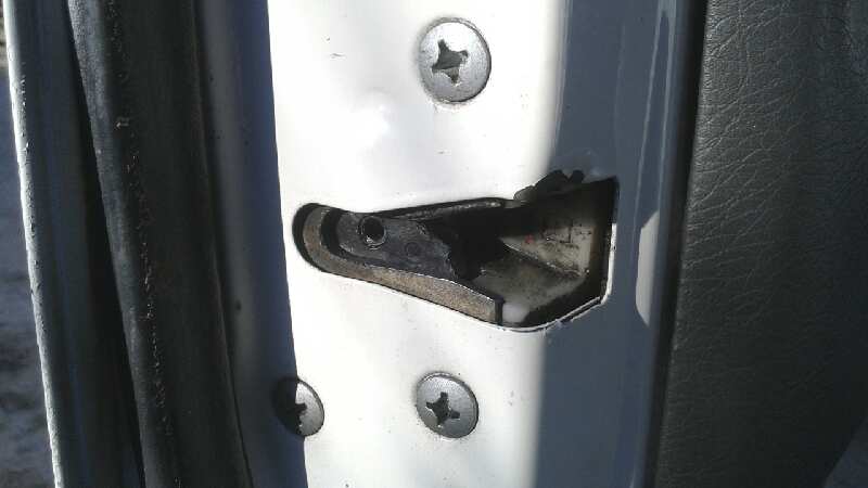 CERRADURA PUERTA DELANTERA IZQUIERDA 