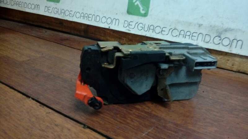 CERRADURA PUERTA TRASERA IZQUIERDA 