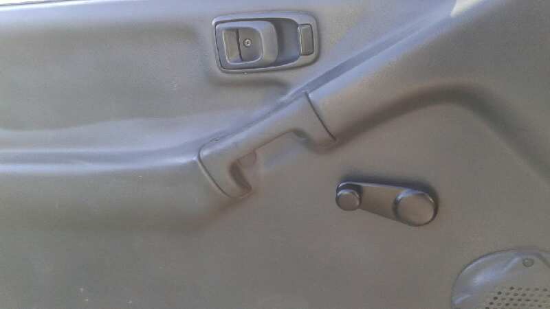 ELEVALUNAS DELANTERO IZQUIERDO