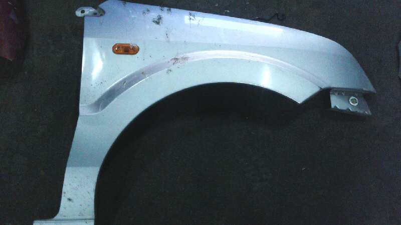 ALETA DELANTERA DERECHA