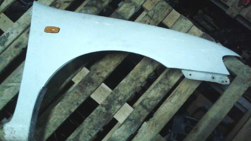 ALETA DELANTERA DERECHA