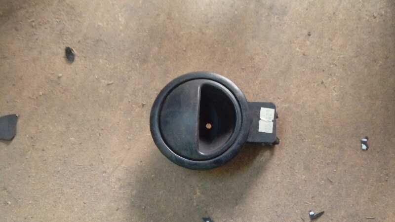 MANETA INTERIOR DELANTERA DERECHA