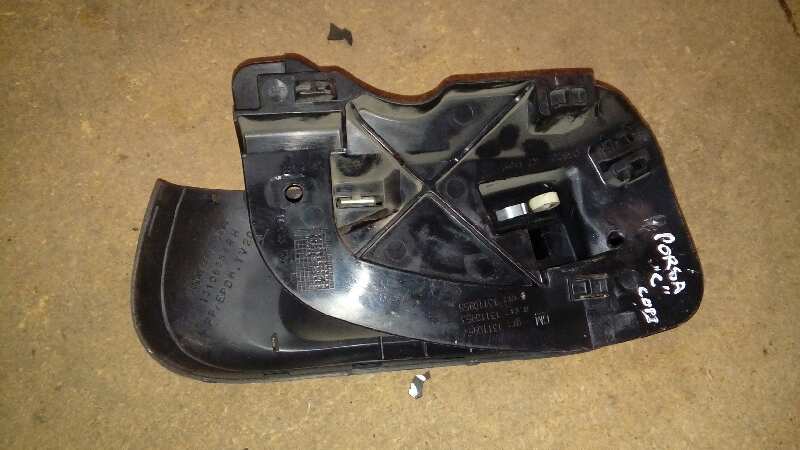 MANETA INTERIOR DELANTERA DERECHA