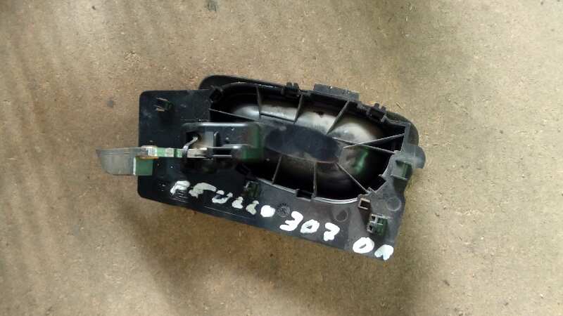 MANETA INTERIOR DELANTERA DERECHA