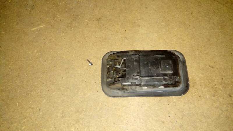 MANETA INTERIOR DELANTERA IZQUIERDA