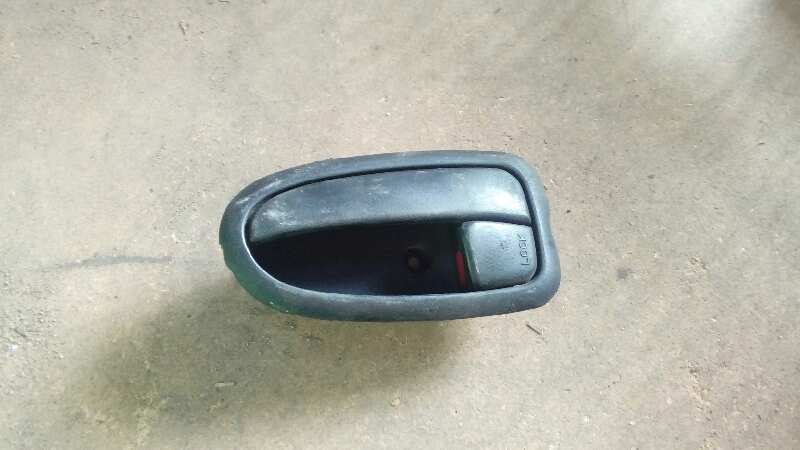 MANETA INTERIOR DELANTERA IZQUIERDA