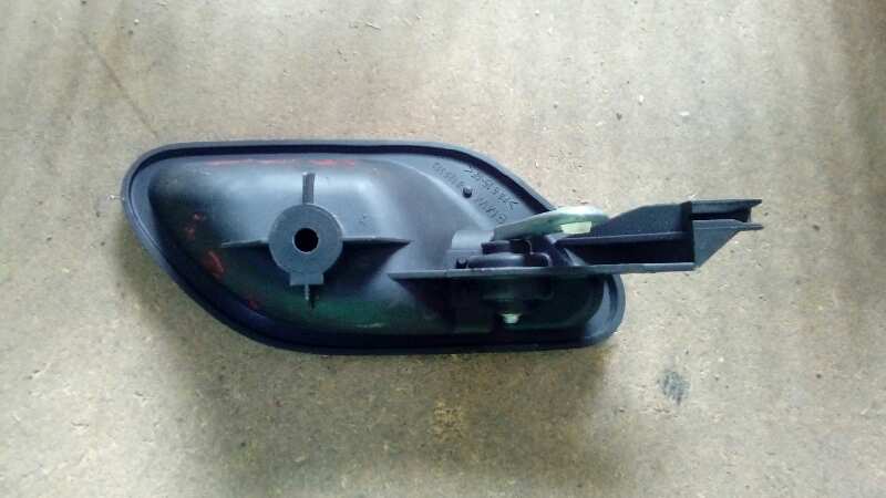 MANETA INTERIOR DELANTERA IZQUIERDA