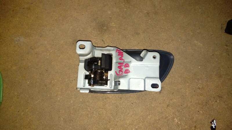 MANETA INTERIOR DELANTERA DERECHA MITSUBISHI GALANT BERLINA (E10)