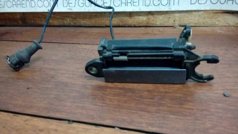 MANETA EXTERIOR DELANTERA IZQUIERDA