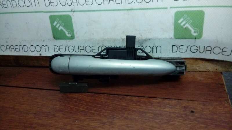 MANETA EXTERIOR DELANTERA IZQUIERDA