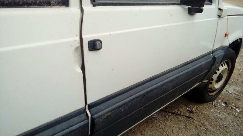 PUERTA DELANTERA DERECHA