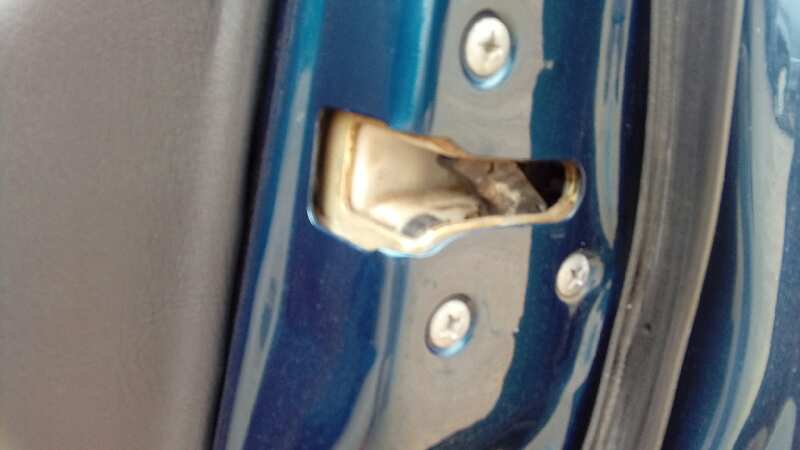 CERRADURA PUERTA DELANTERA DERECHA