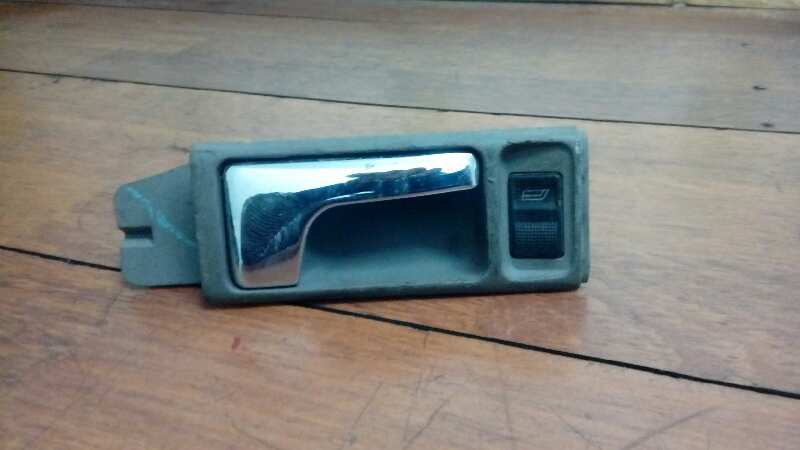 MANDO ELEVALUNAS TRASERO DERECHO