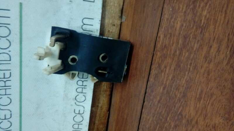 CERRADURA PUERTA TRASERA IZQUIERDA 