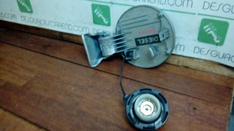 TAPA EXTERIOR COMBUSTIBLE