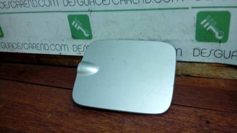 TAPA EXTERIOR COMBUSTIBLE