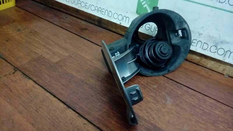 TAPA EXTERIOR COMBUSTIBLE