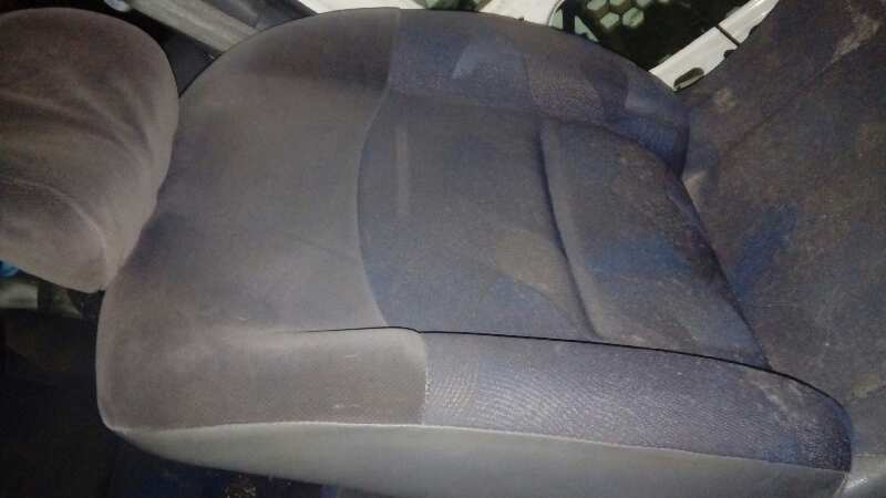 ASIENTO DELANTERO IZQUIERDO
