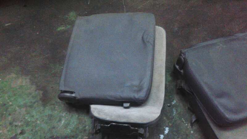 ASIENTOS TRASERO DERECHO