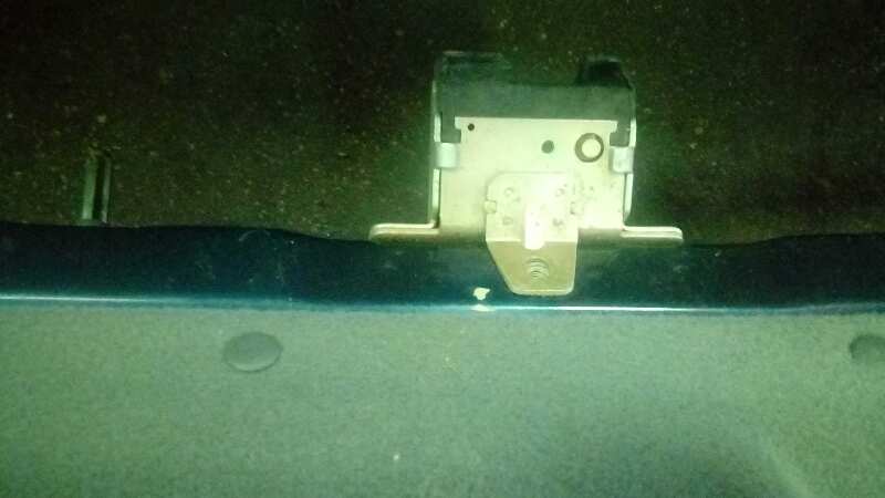 CERRADURA MALETERO - PORTON