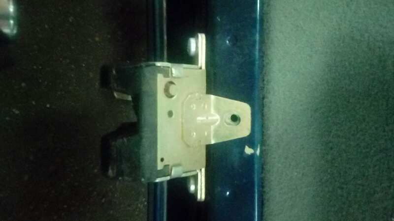 CERRADURA MALETERO - PORTON