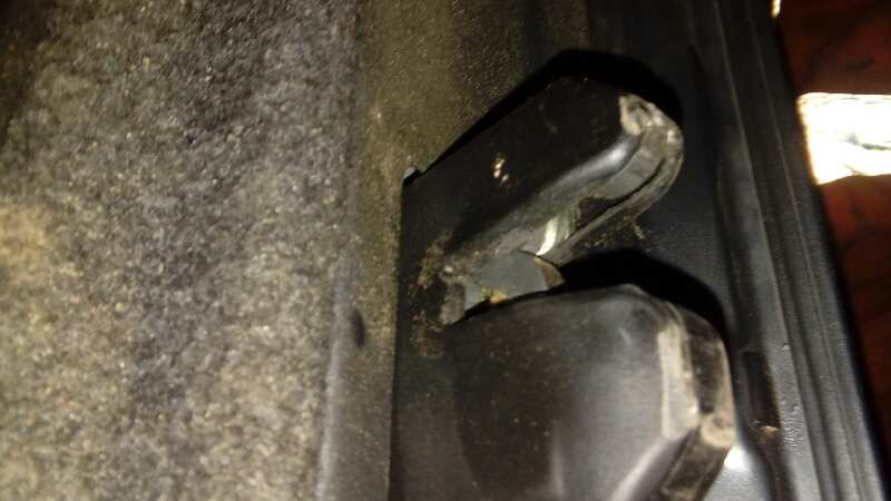 CERRADURA MALETERO - PORTON