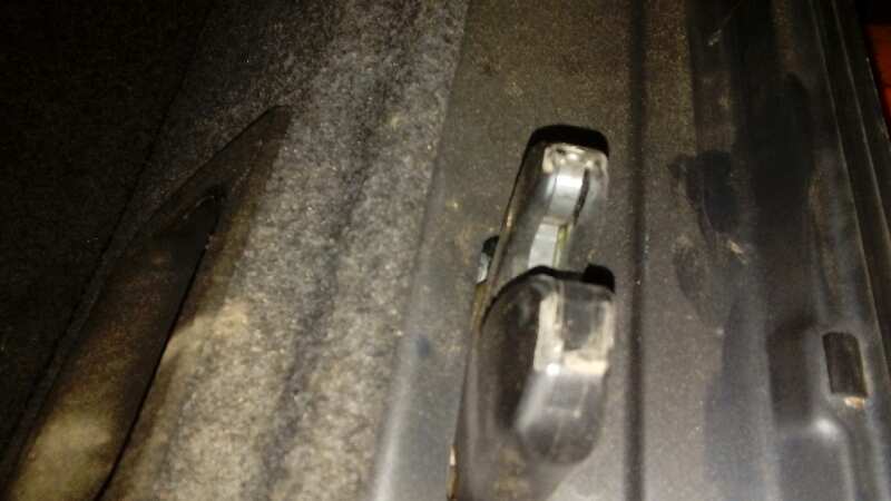 CERRADURA MALETERO - PORTON