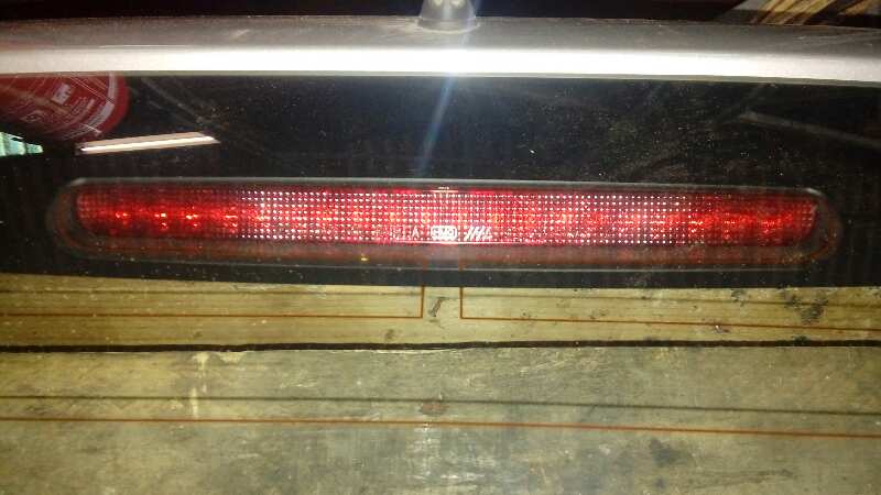 LUZ CENTRAL DE FRENO