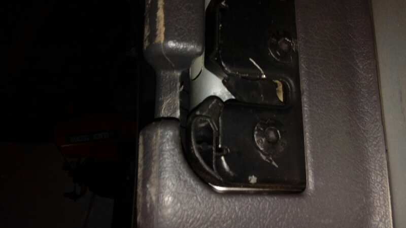 CERRADURA MALETERO - PORTON