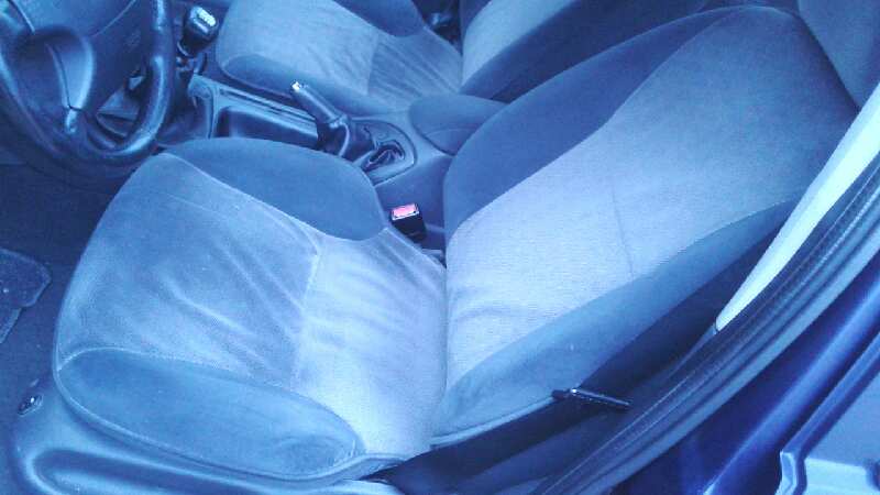 ASIENTO DELANTERO IZQUIERDO