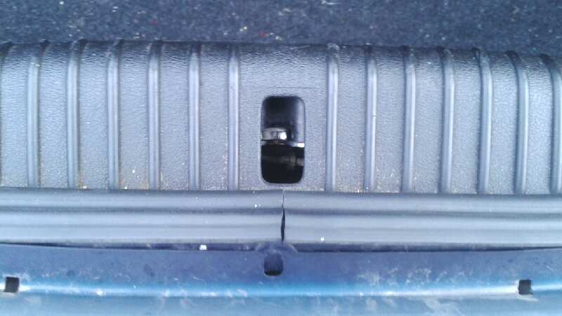 CERRADURA MALETERO - PORTON