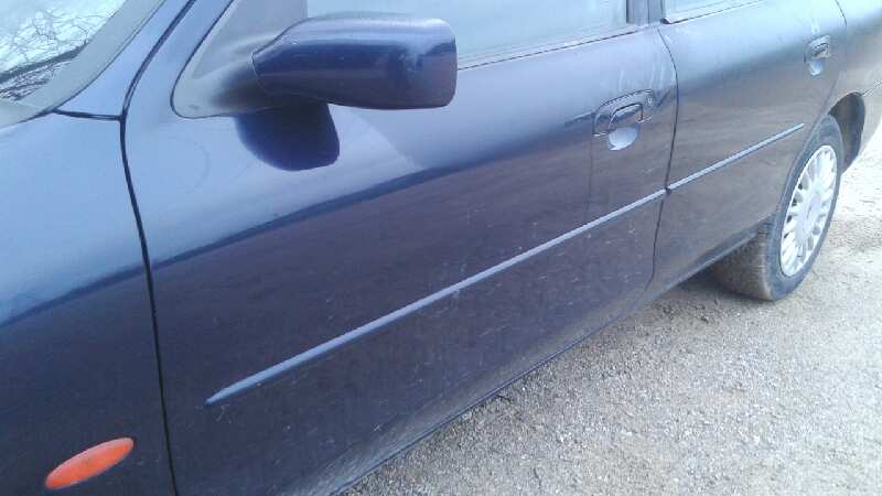 ELEVALUNAS DELANTERO IZQUIERDO