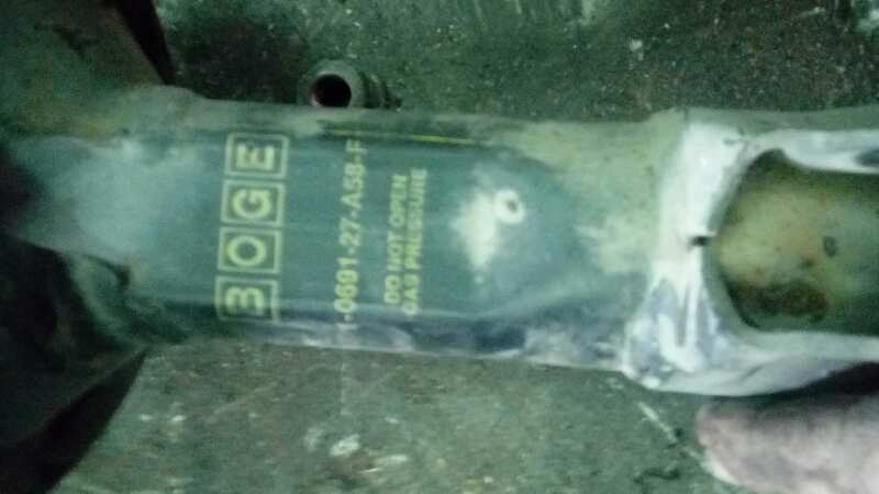 AMORTIGUADOR DELANTERO IZQUIERDO