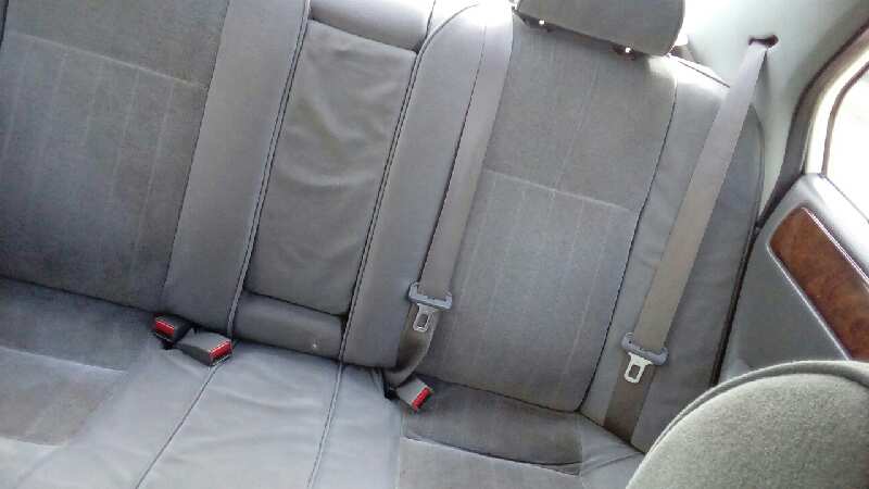 ASIENTO TRASERO MEDIO
