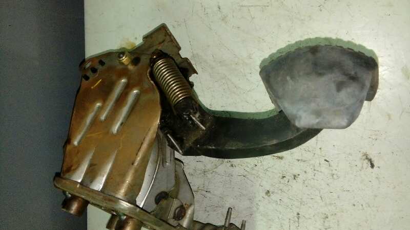 PEDAL EMBRAGUE