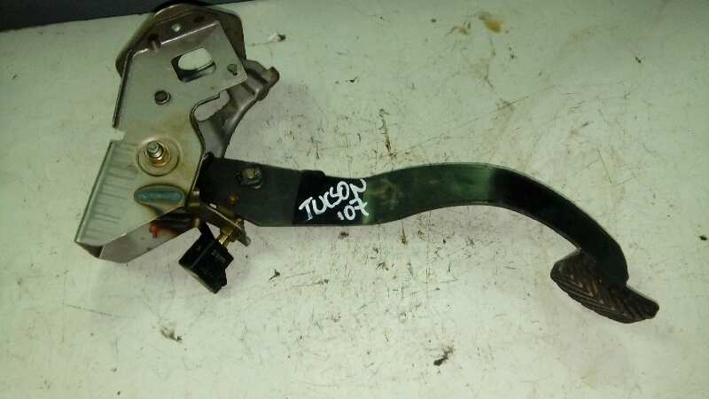 PEDAL EMBRAGUE