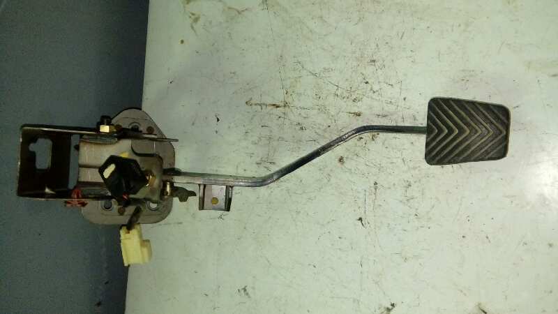 PEDAL EMBRAGUE