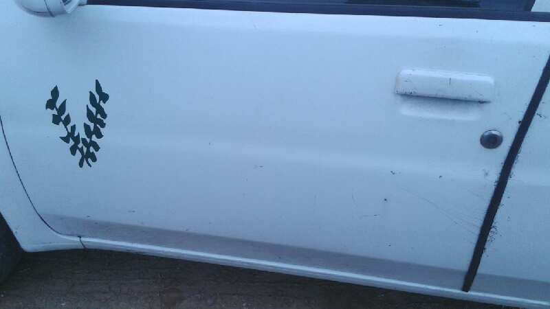 PUERTA DELANTERA IZQUIERDA