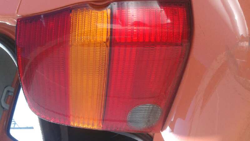 PILOTO TRASERO DERECHO