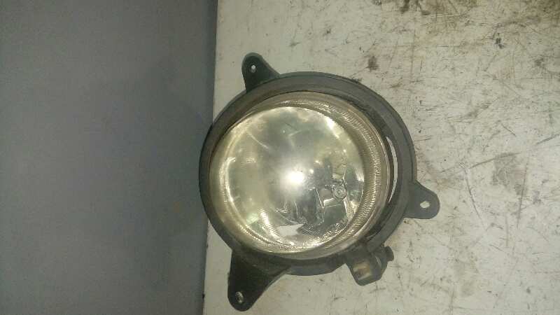 FARO ANTINIEBLA IZQUIERDO