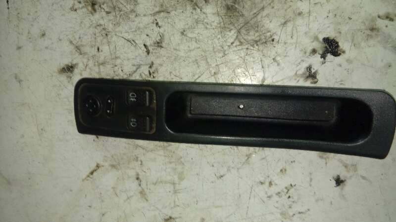 MANDO ELEVALUNAS DELANTERO IZQUIERDO 