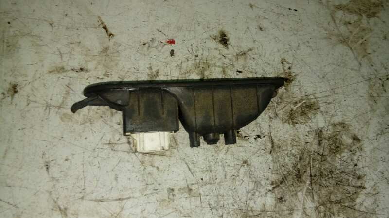 MANDO ELEVALUNAS TRASERO DERECHO