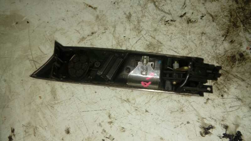 MANETA INTERIOR DELANTERA DERECHA