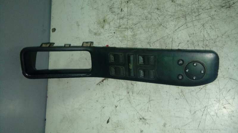 MANDO ELEVALUNAS DELANTERO IZQUIERDO 