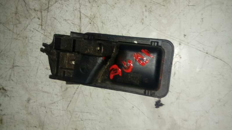 MANETA INTERIOR DELANTERA IZQUIERDA