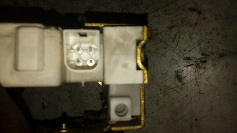 CERRADURA PUERTA DELANTERA DERECHA