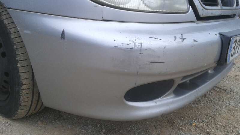 PARAGOLPES DELANTERO