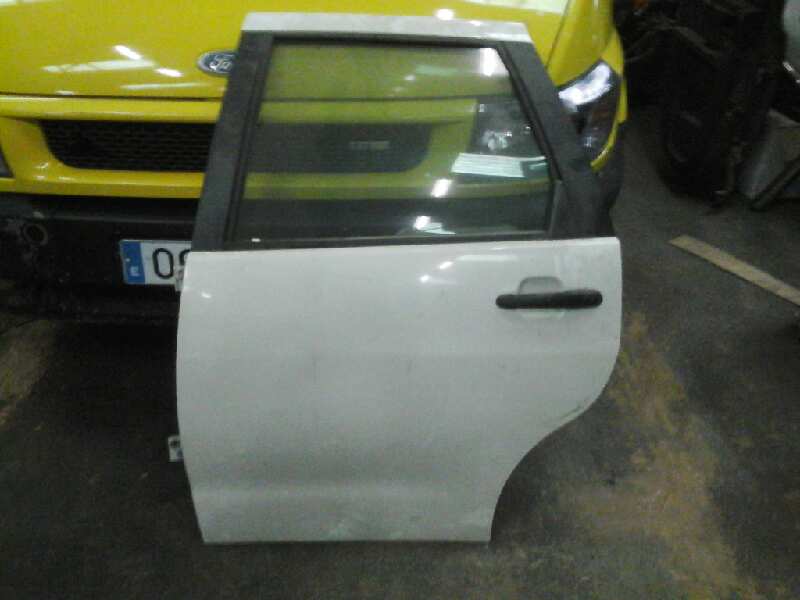 PUERTA TRASERA IZQUIERDA