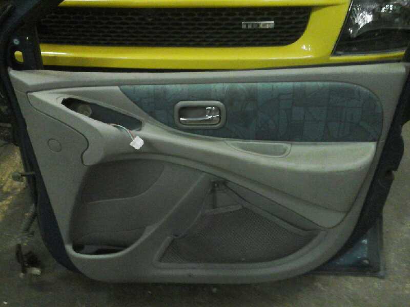 MANETA INTERIOR DELANTERA DERECHA