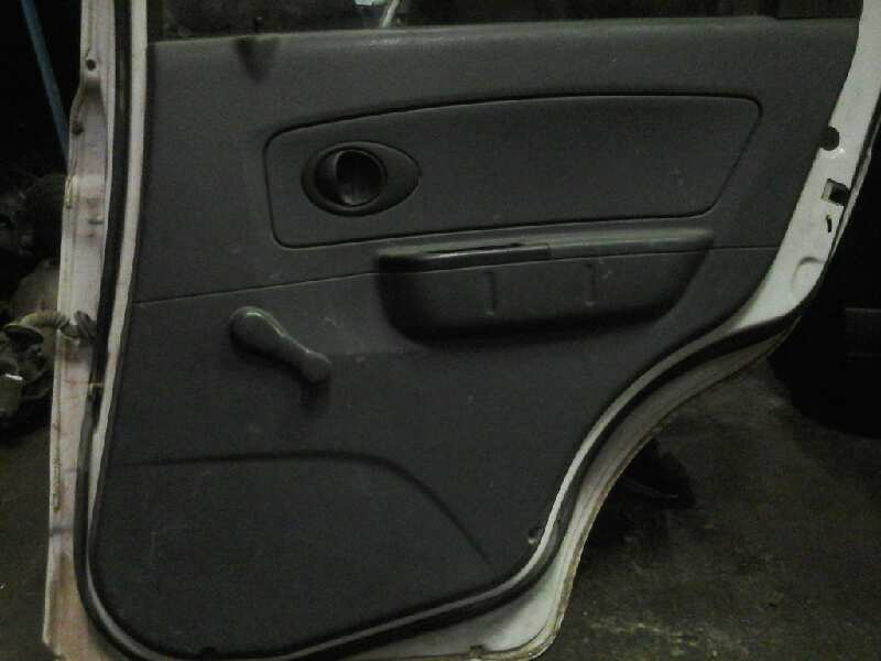 ELEVALUNAS TRASERO DERECHO